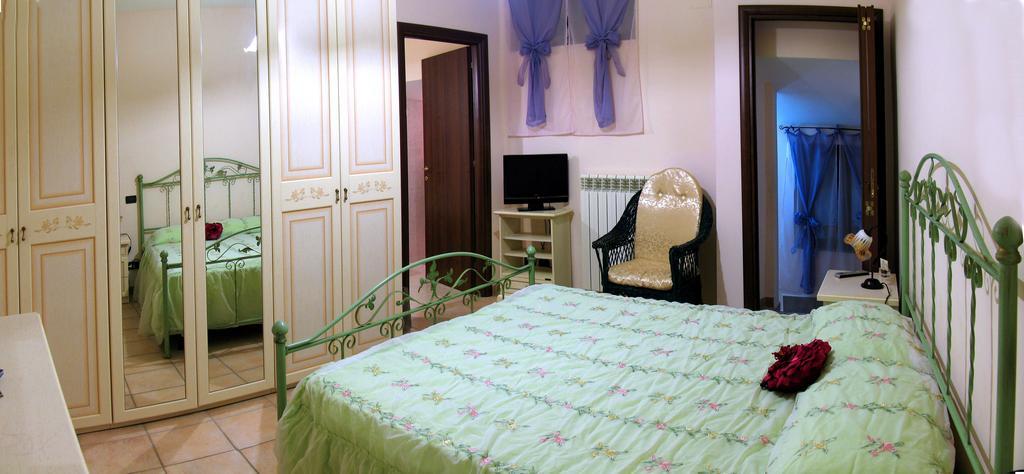 Il Centro Storico Apartment Posta Fibreno Phòng bức ảnh