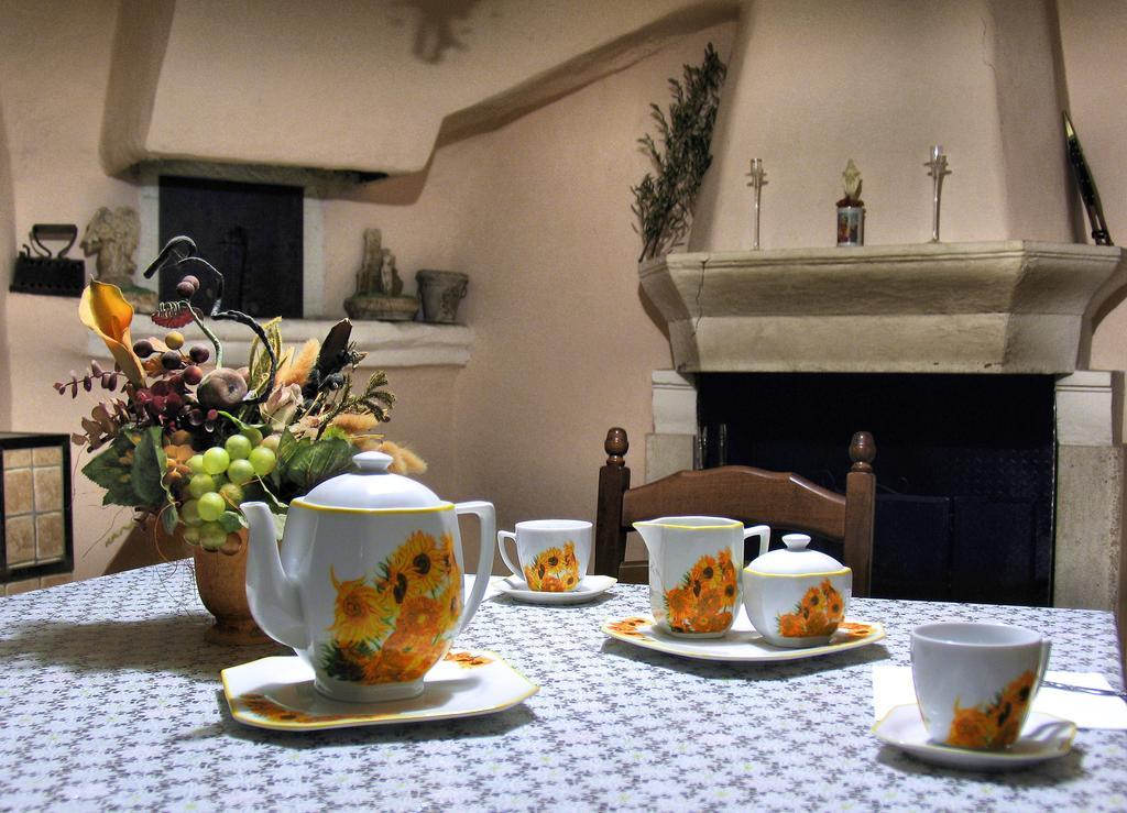 Il Centro Storico Apartment Posta Fibreno Phòng bức ảnh