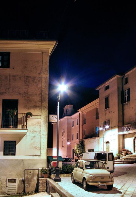 Il Centro Storico Apartment Posta Fibreno Phòng bức ảnh