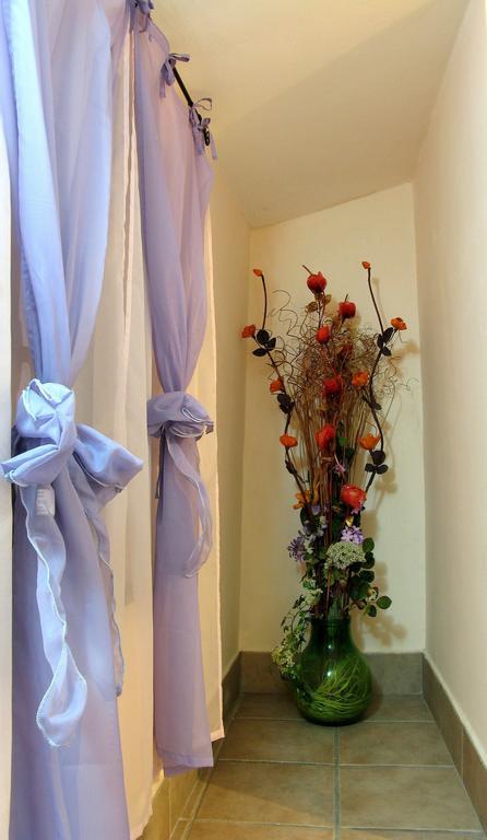 Il Centro Storico Apartment Posta Fibreno Phòng bức ảnh